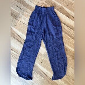 Marine Layer Small Crinkle Pants Blue Cropped Boho Beach Double-cloth Smocked